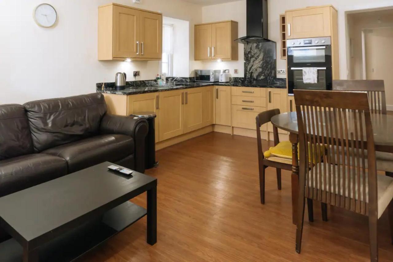 Appartement Homely 3 Bedroom In The Heart Of