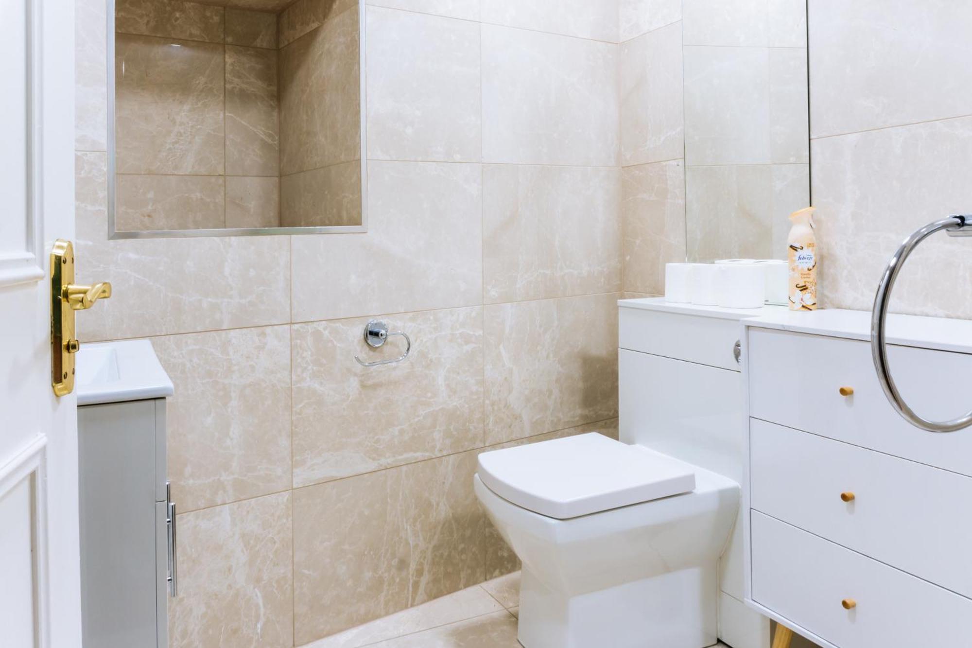 Homely 3 Bedroom In The Heart Of * Édimbourg