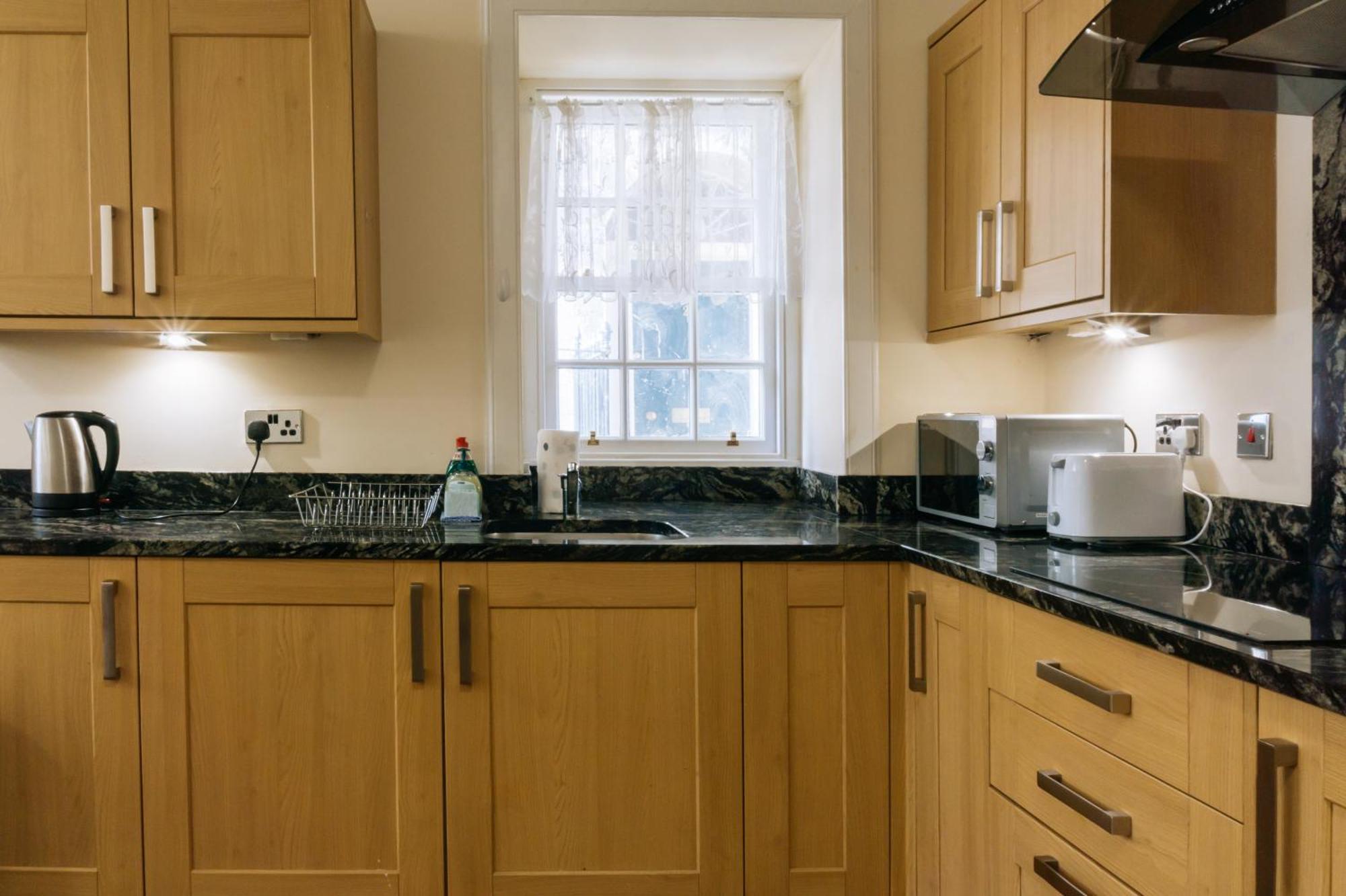 Appartement Homely 3 Bedroom In The Heart Of
